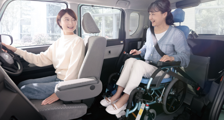 車いす移動車 イメージ2